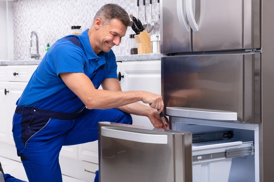 Why Timely Refrigerator Repairs Prevent Food Waste Floresville, TX